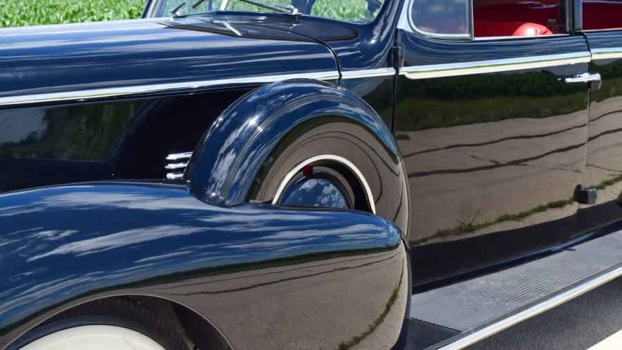 1937 Cadillac Series 70 & 75 - Image 14 of 25