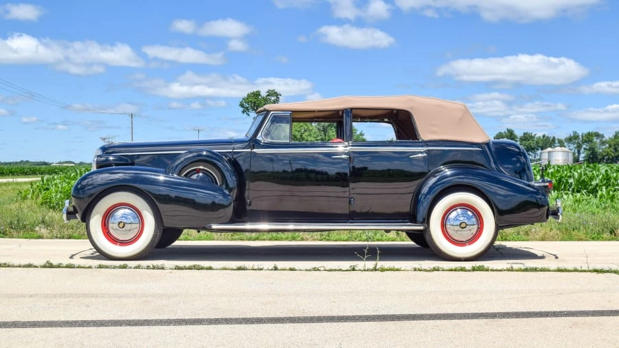 1937 Cadillac Series 70 & 75 - Image 9 of 25