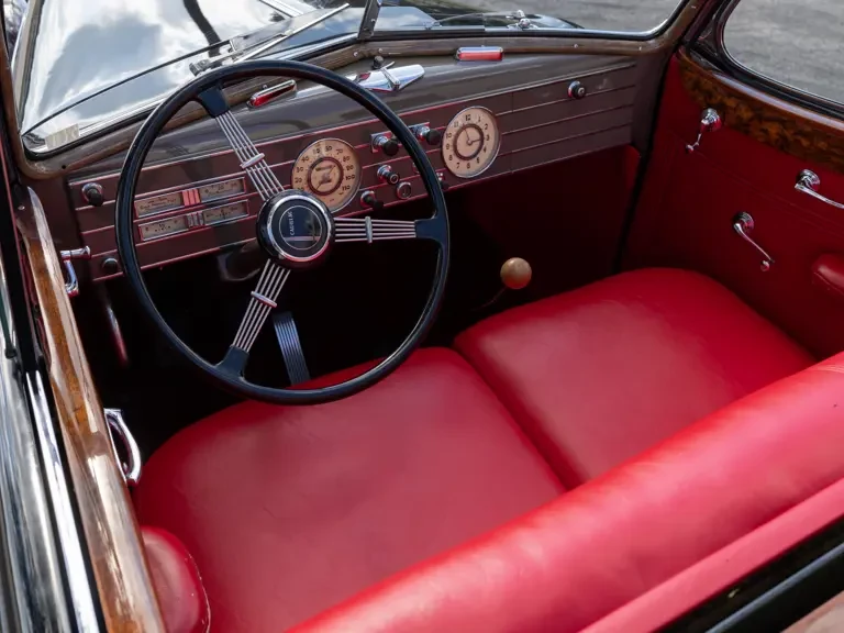 1937 Cadillac V-12 - Image 5 of 31