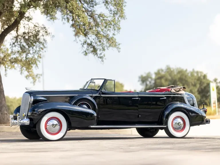 1937 Cadillac V-12 - Image 2 of 31