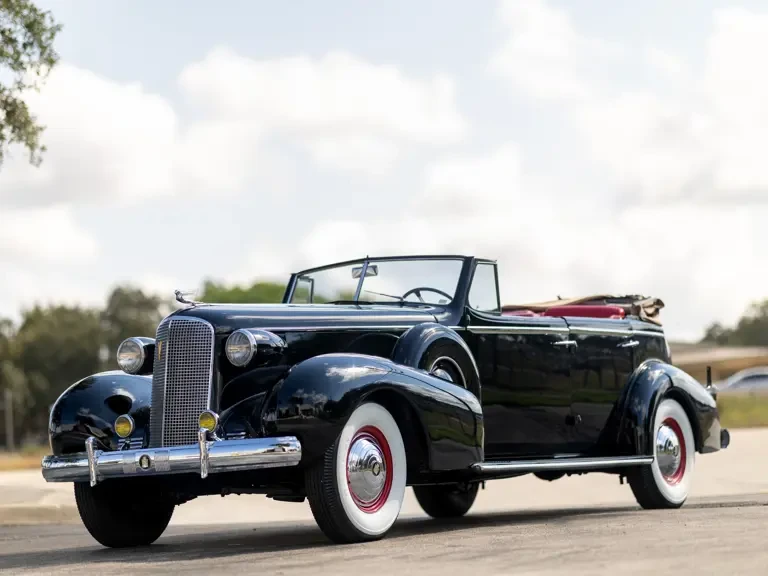 1937 Cadillac V-12 - Image 10 of 31