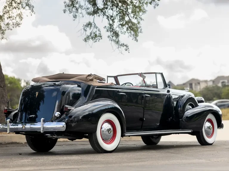 1937 Cadillac V-12 - Image 3 of 31