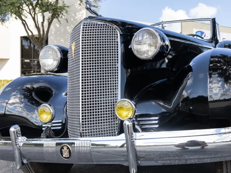 1937 Cadillac V-12 - Image 22 of 31