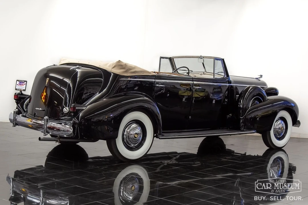 1937 Cadillac V-12 - Image 12 of 21