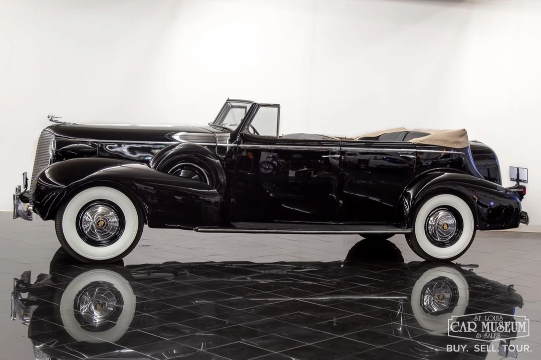 1937 Cadillac Series 70 & 75 - Image 2 of 31
