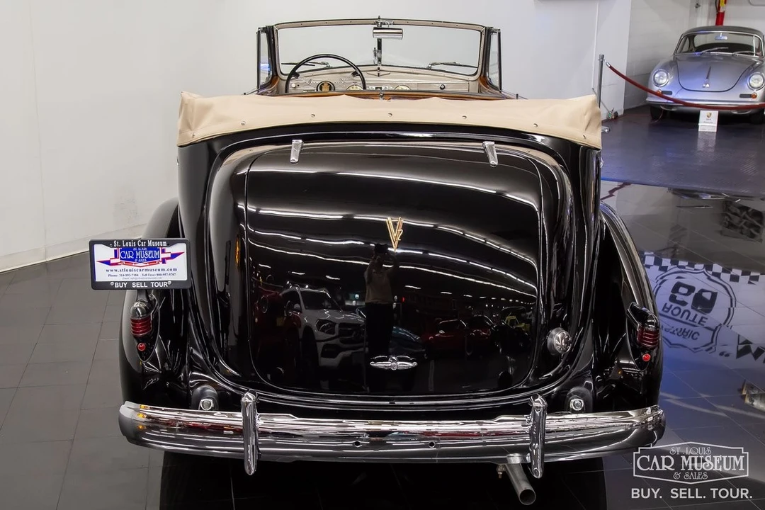 1937 Cadillac Series 70 & 75 - Image 9 of 31