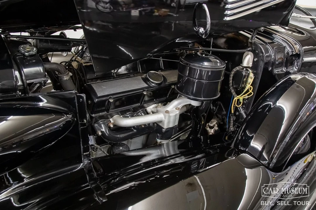 1937 Cadillac Series 70 & 75 - Image 19 of 31