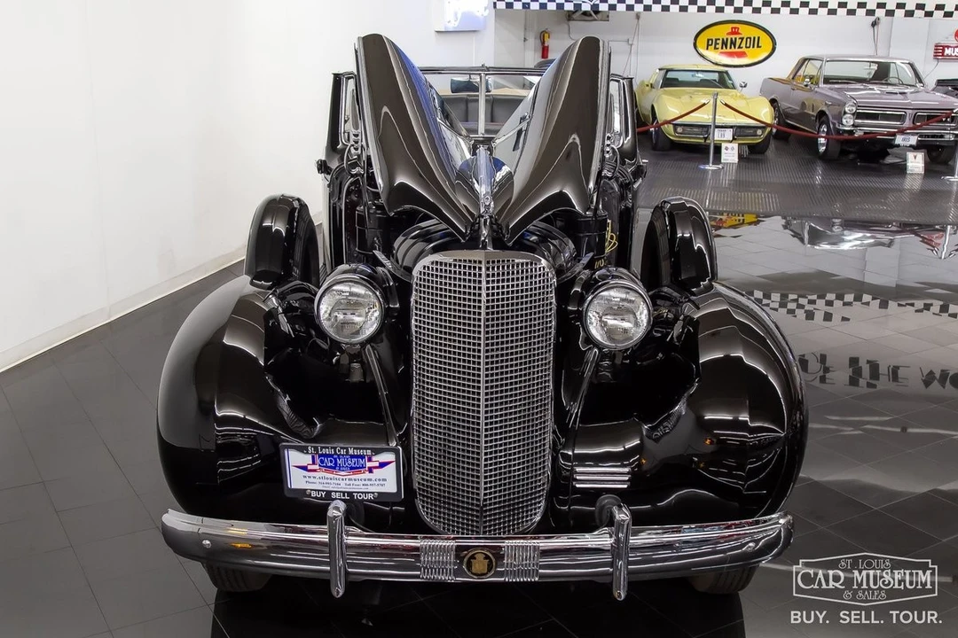 1937 Cadillac Series 70 & 75 - Image 5 of 31