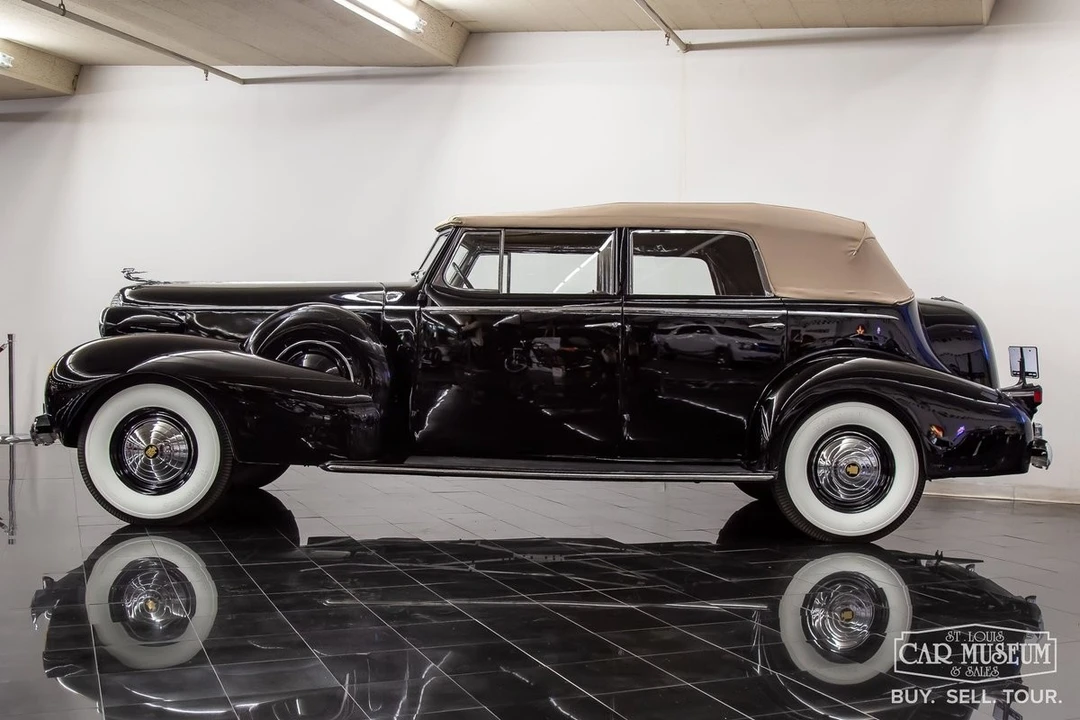 1937 Cadillac Series 70 & 75 - Image 13 of 31