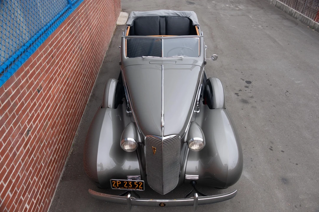 1937 Cadillac V-12 - Image 14 of 31