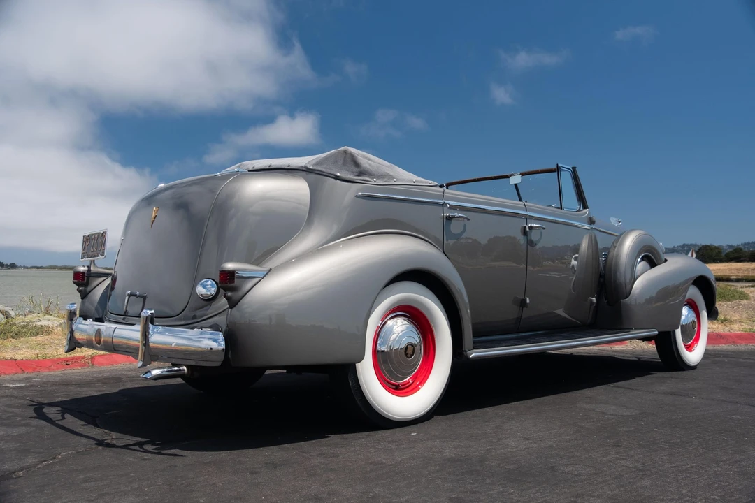 1937 Cadillac V-12 - Image 8 of 31