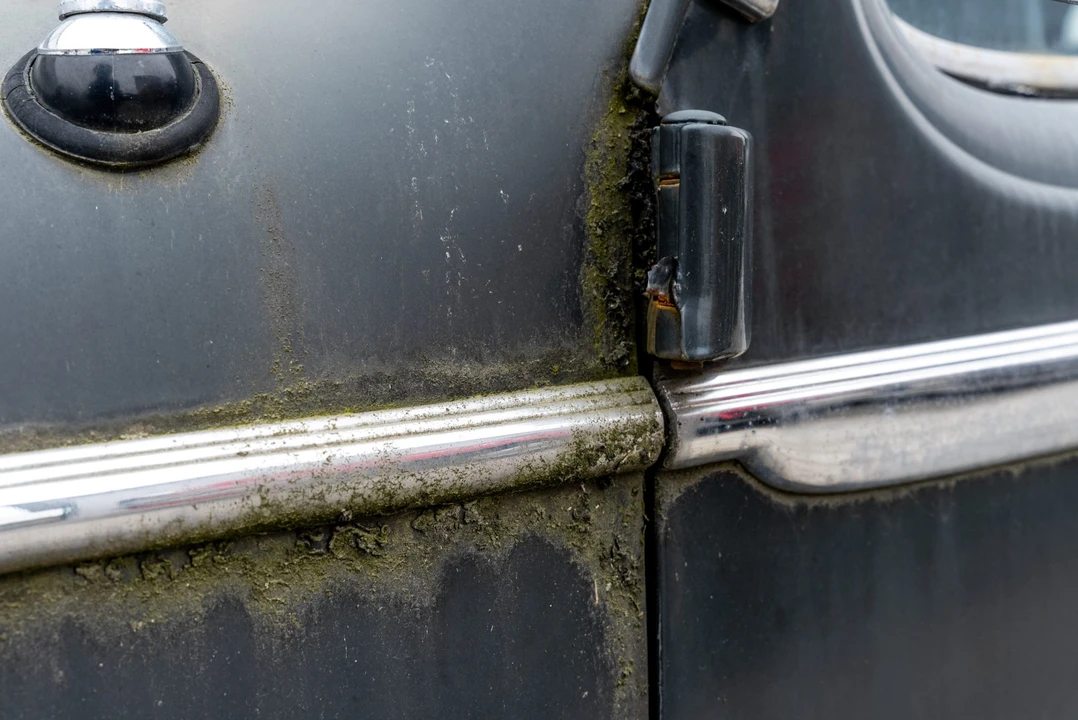1937 Cadillac V-12 - Image 30 of 31