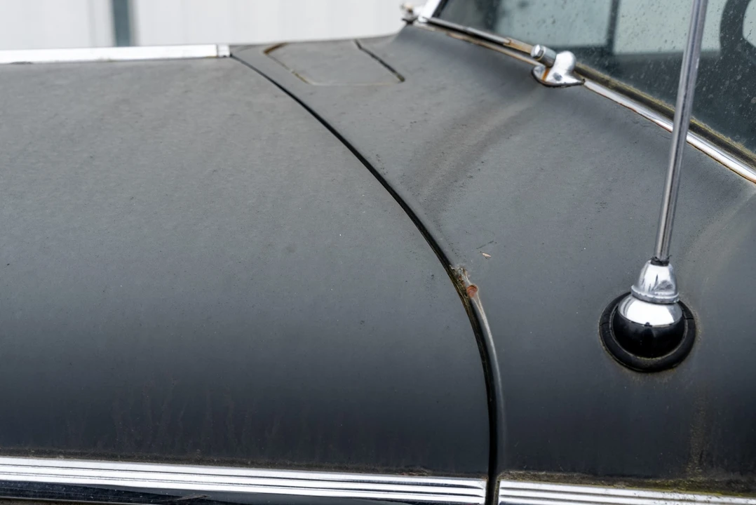 1937 Cadillac V-12 - Image 25 of 31