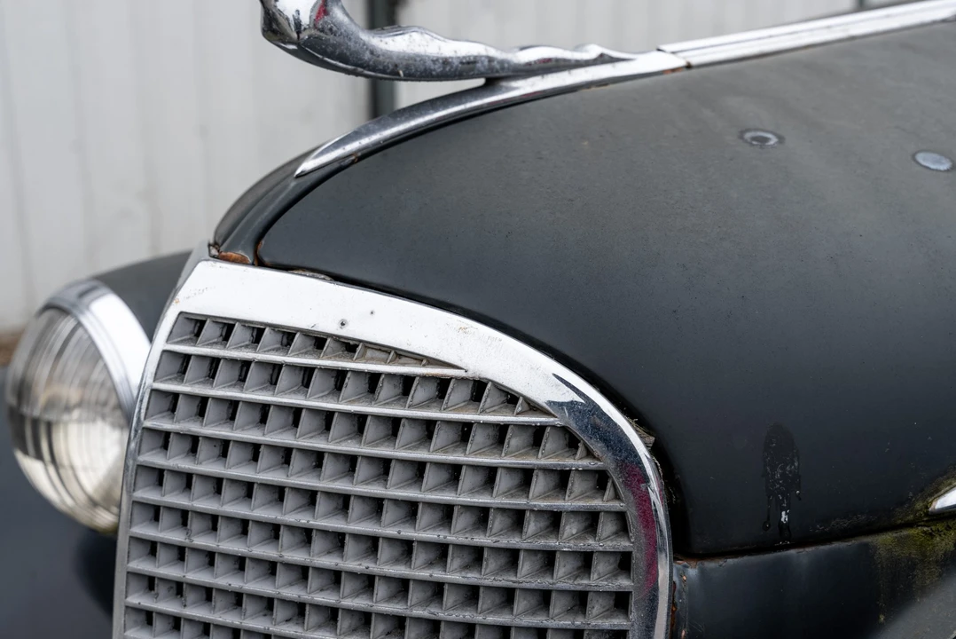 1937 Cadillac V-12 - Image 16 of 31