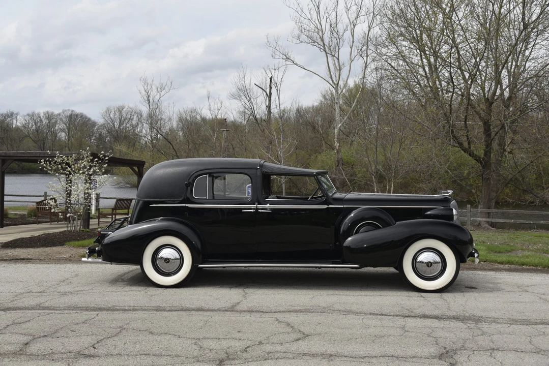 1937 Cadillac V-12 - Image 31 of 31