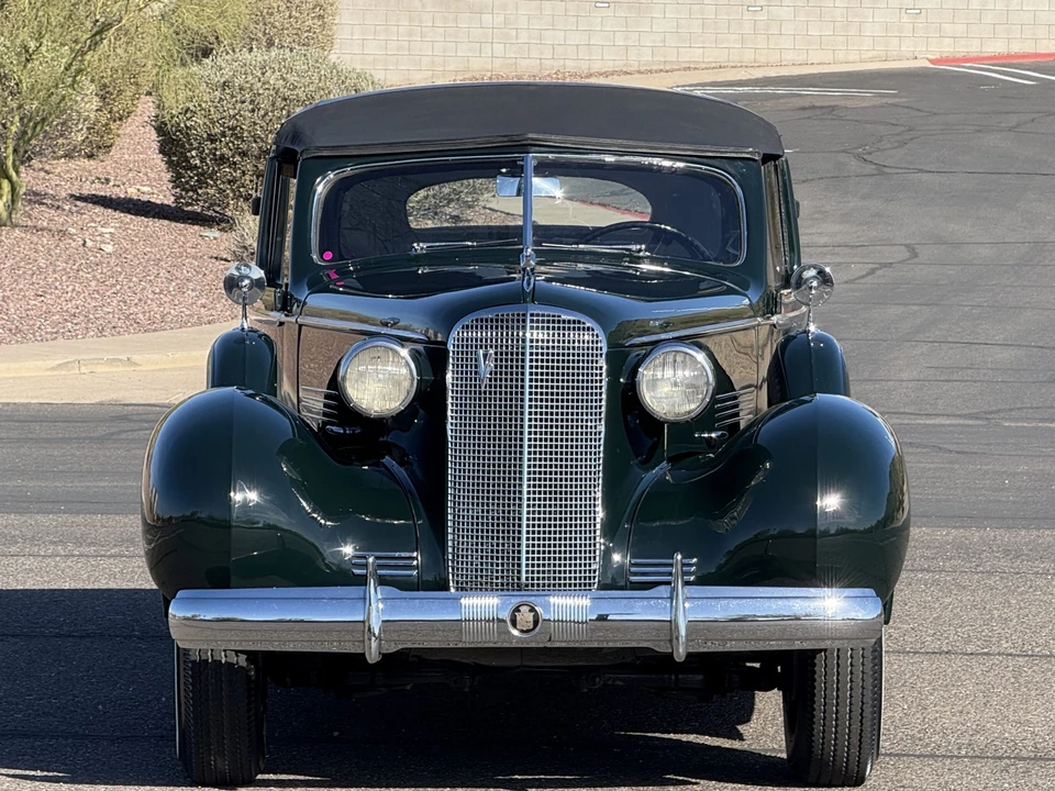 1937 Cadillac V-12 - Image 14 of 31