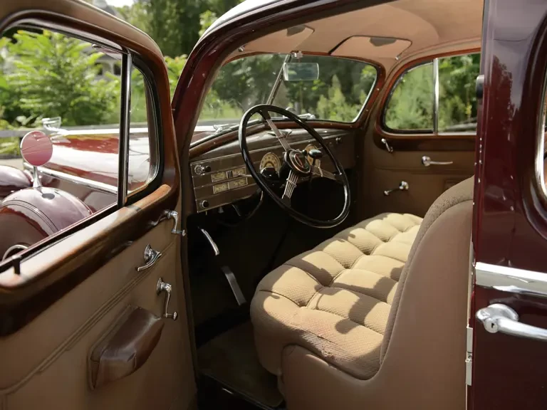 1937 Cadillac V-12 - Image 14 of 27