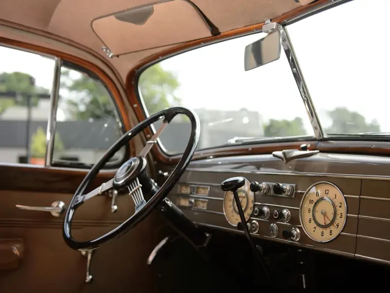 1937 Cadillac V-12 - Image 12 of 27