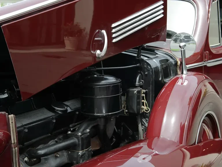 1937 Cadillac V-12 - Image 11 of 27