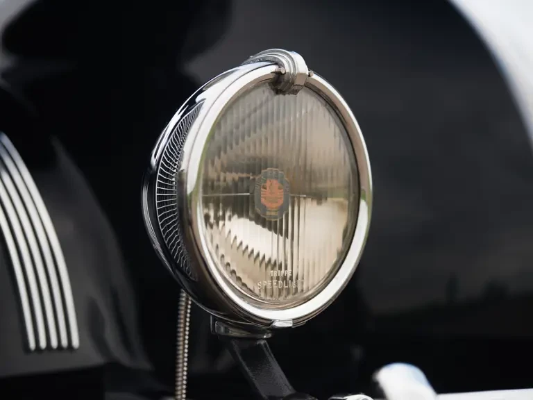 1937 Cadillac Series 70 & 75 - Image 13 of 31