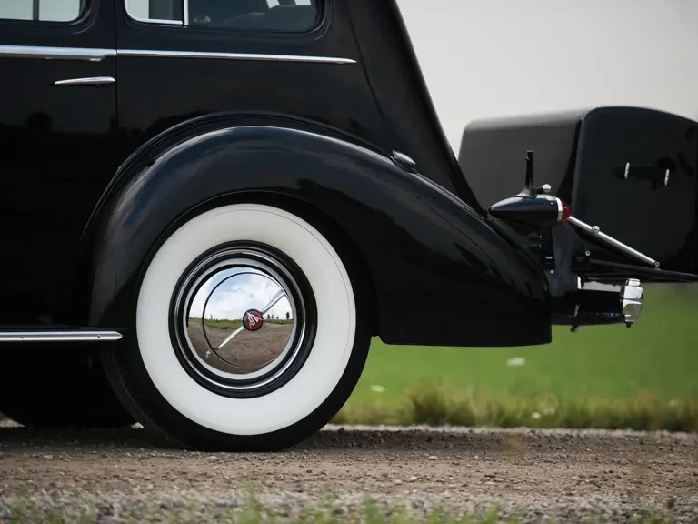 1937 Cadillac Series 70 & 75 - Image 22 of 31