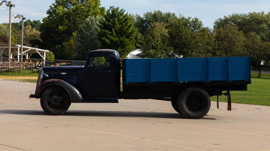 1937 Chevrolet Pickup 2nd Gen - Image 2 of 12