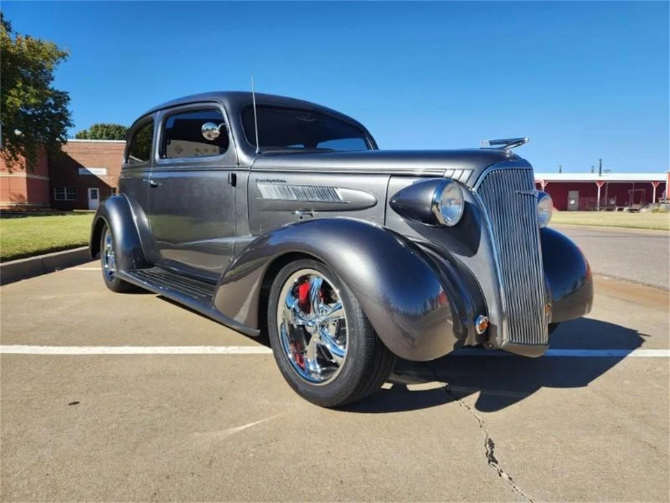 1937 Chevrolet Standard & Master & Master Deluxe & Special Deluxe - Image 5 of 28