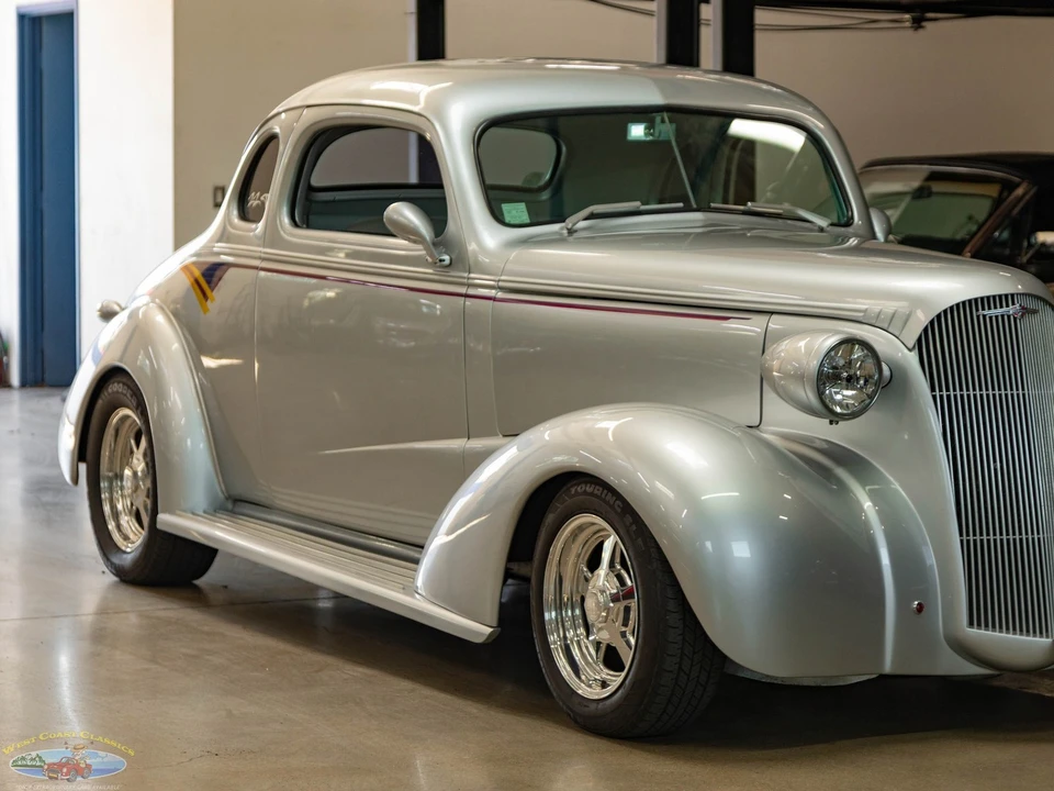 1937 Chevrolet Special & Deluxe & Fleetline - Image 12 of 31