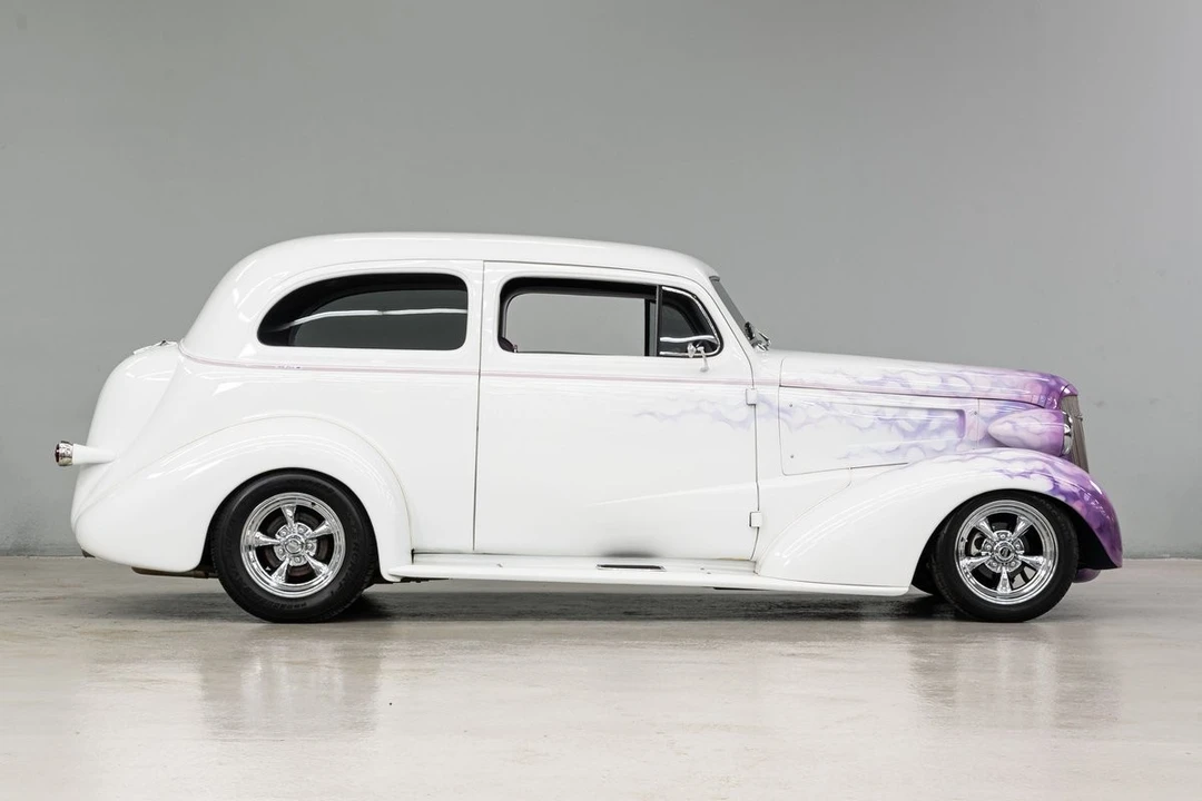 1937 Chevrolet Standard & Master & Master Deluxe & Special Deluxe - Image 8 of 31
