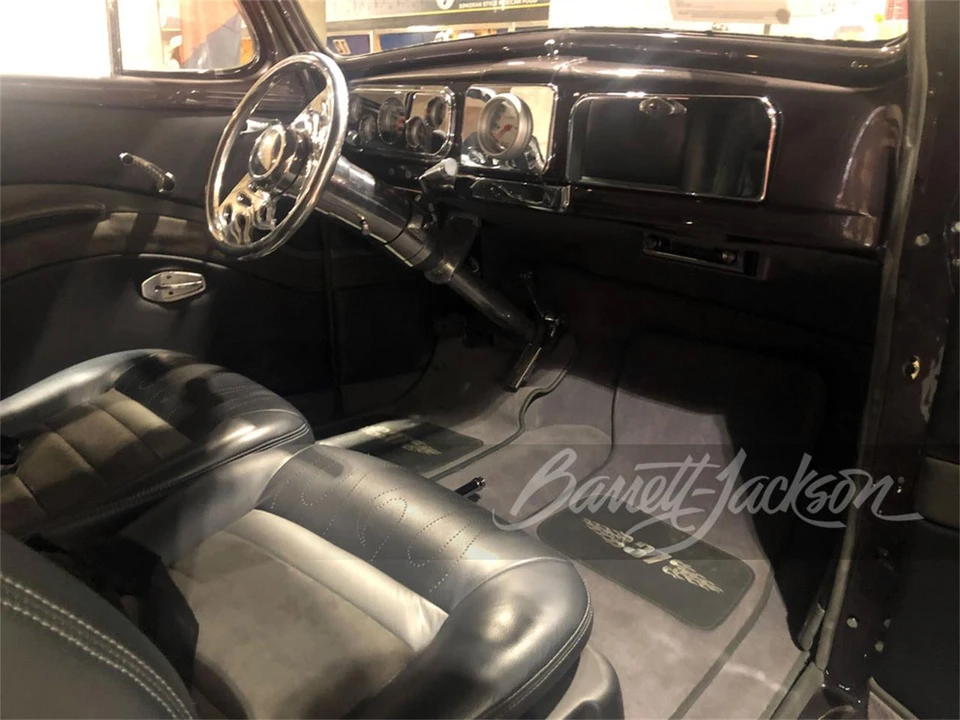 1937 Chevrolet Special & Deluxe & Fleetline - Image 3 of 4