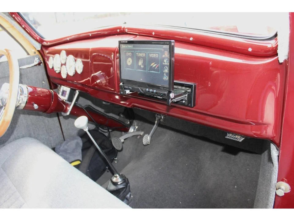 1937 Chevrolet Special & Deluxe & Fleetline - Image 28 of 31