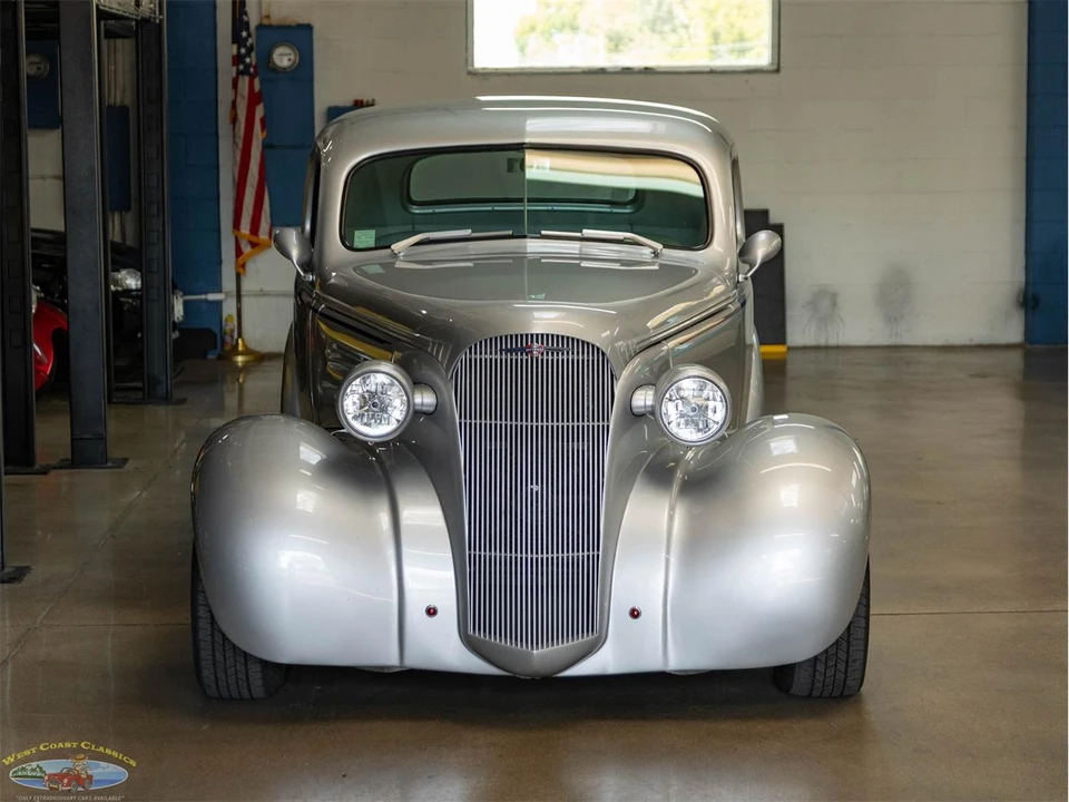 1937 Chevrolet Special & Deluxe & Fleetline - Image 13 of 31