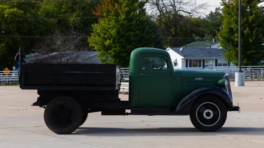 1937 Chevrolet Pickup 2nd Gen - Image 8 of 12