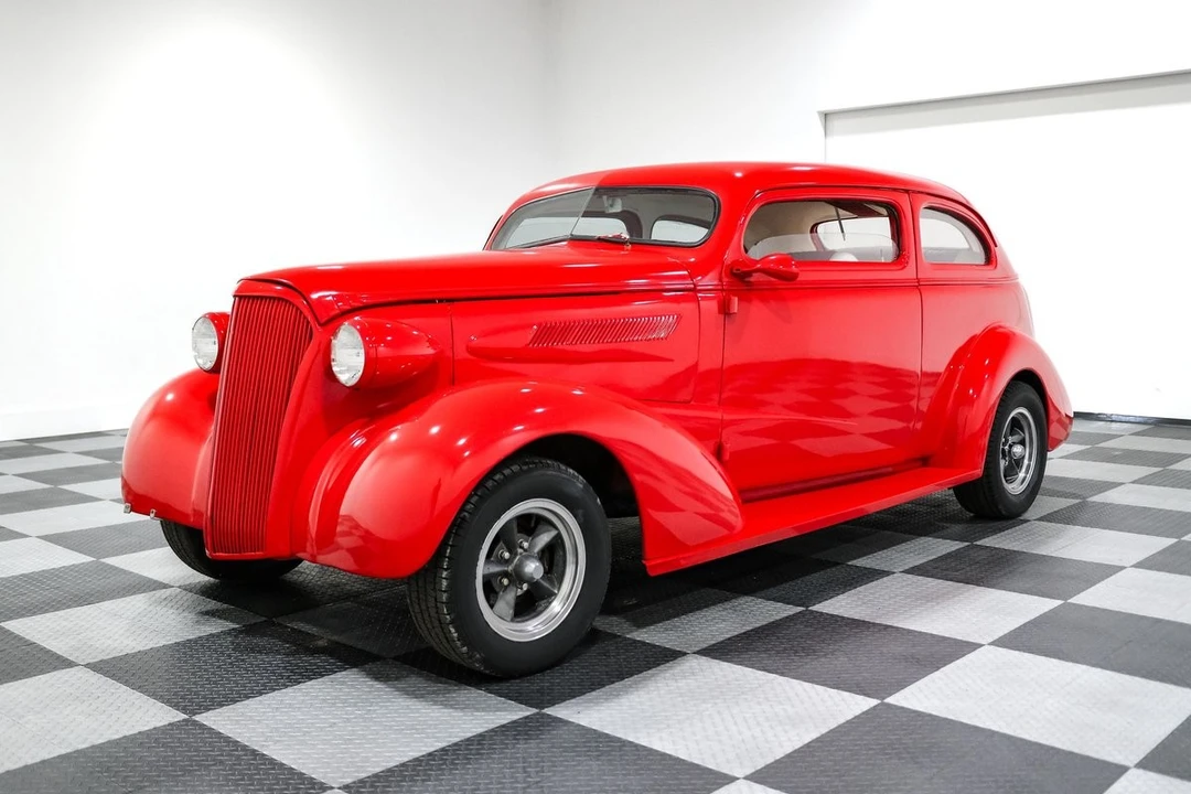 1937 Chevrolet Standard & Master & Master Deluxe & Special Deluxe - Image 3 of 21