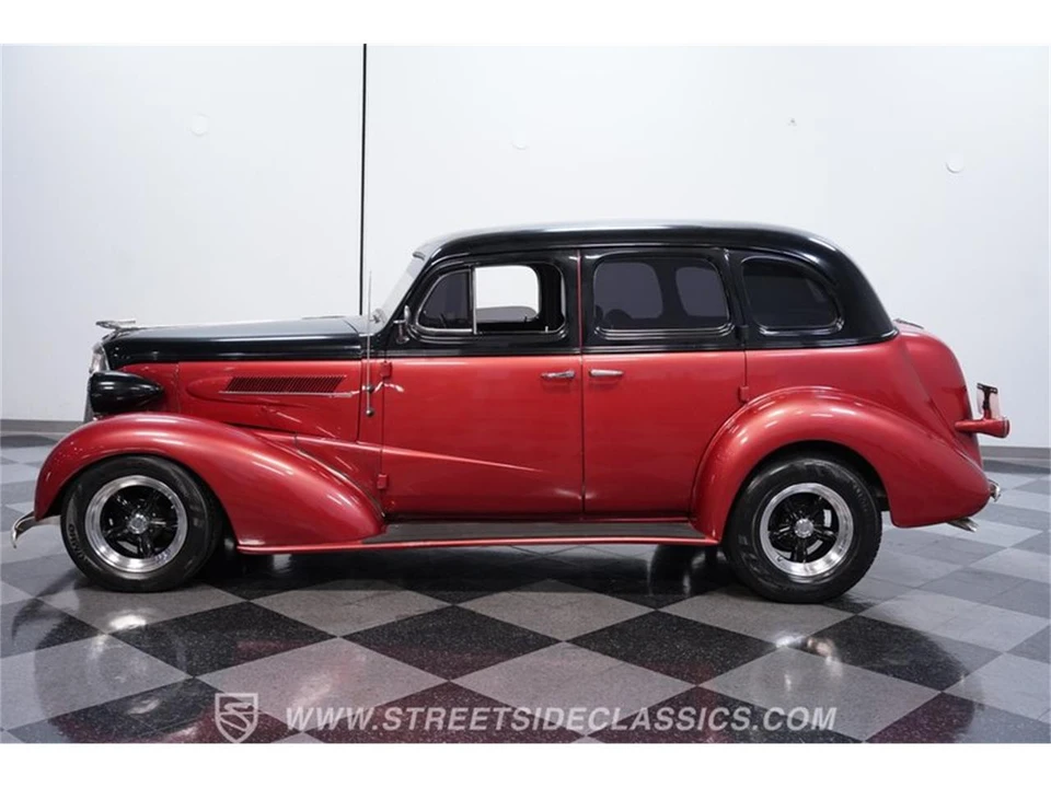 1937 Chevrolet Standard & Master & Master Deluxe & Special Deluxe - Image 2 of 31