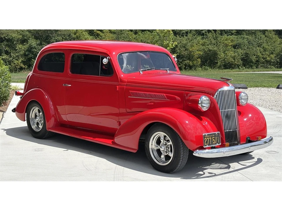 1937 Chevrolet Standard & Master & Master Deluxe & Special Deluxe - Image 3 of 31