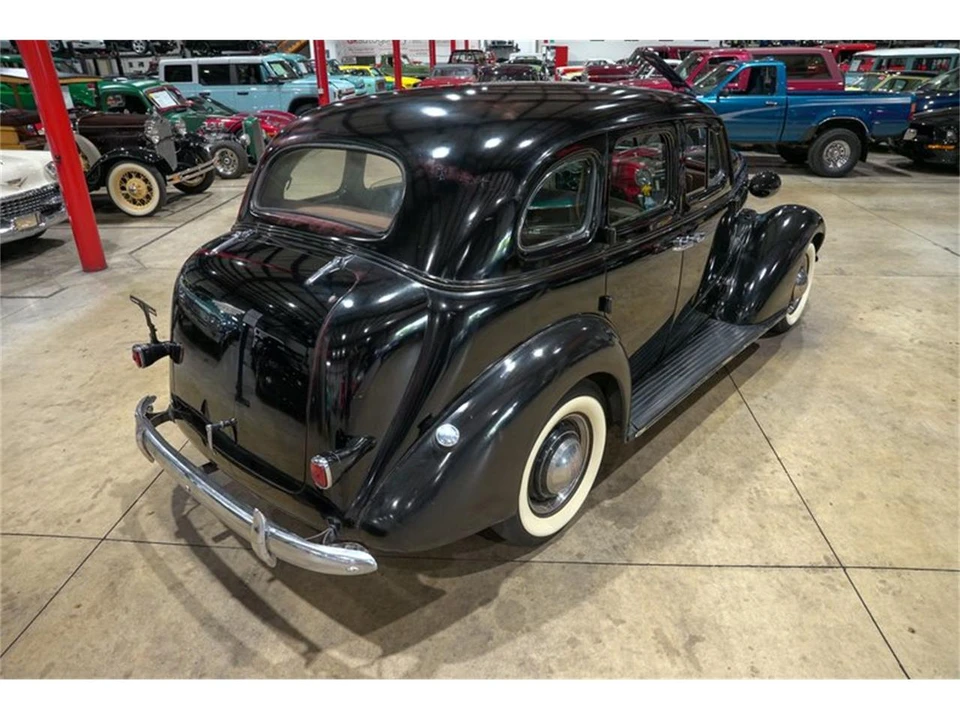1937 Chevrolet Standard & Master & Master Deluxe & Special Deluxe - Image 17 of 31