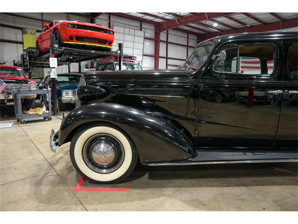 1937 Chevrolet Standard & Master & Master Deluxe & Special Deluxe - Image 3 of 31