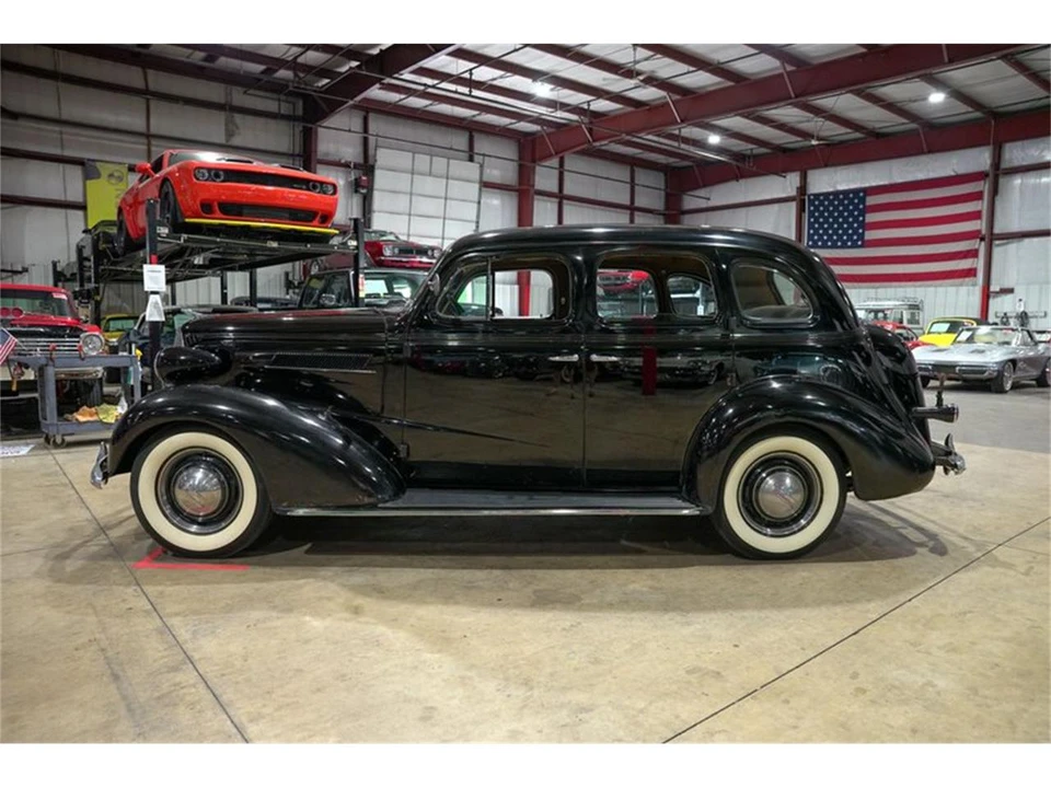 1937 Chevrolet Standard & Master & Master Deluxe & Special Deluxe - Image 4 of 31