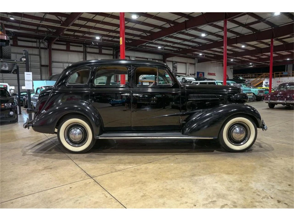 1937 Chevrolet Standard & Master & Master Deluxe & Special Deluxe - Image 10 of 31