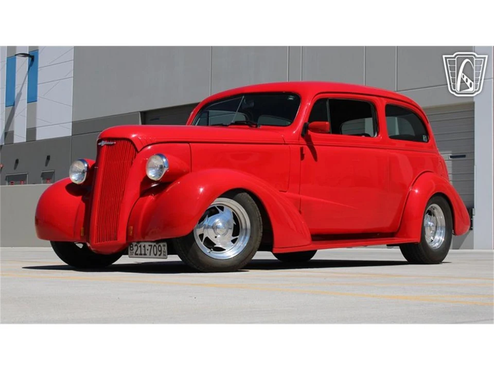 1937 Chevrolet Standard & Master & Master Deluxe & Special Deluxe - Image 2 of 31