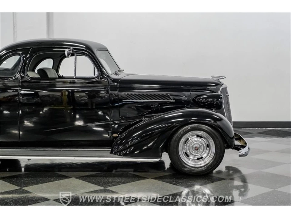 1937 Chevrolet Standard & Master & Master Deluxe & Special Deluxe - Image 30 of 31