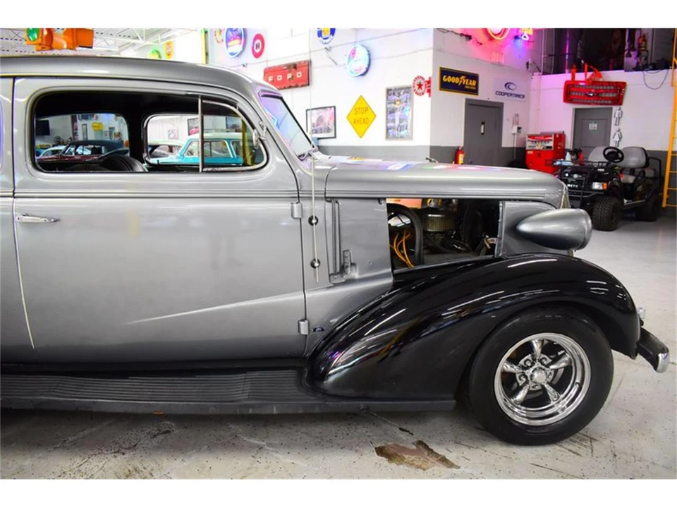 1937 Chevrolet Standard & Master & Master Deluxe & Special Deluxe - Image 5 of 31