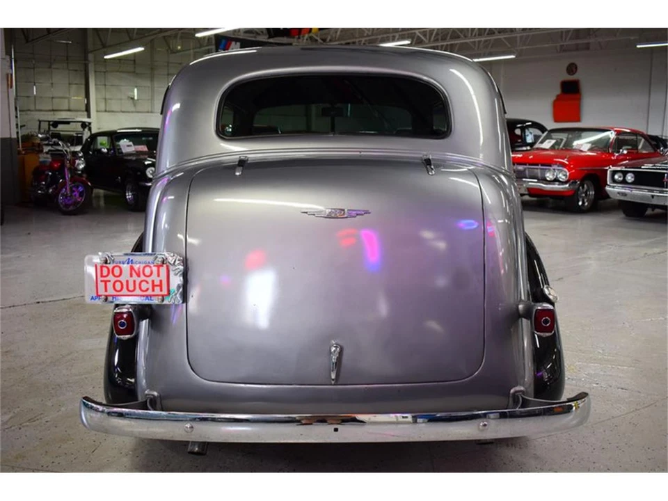 1937 Chevrolet Standard & Master & Master Deluxe & Special Deluxe - Image 9 of 31