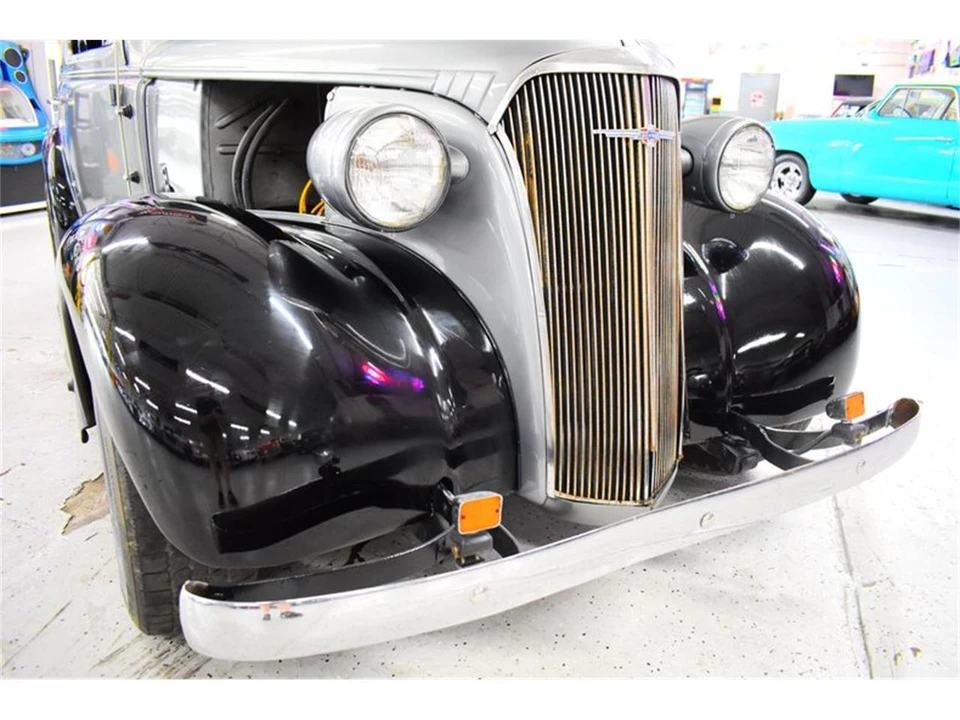 1937 Chevrolet Standard & Master & Master Deluxe & Special Deluxe - Image 22 of 31