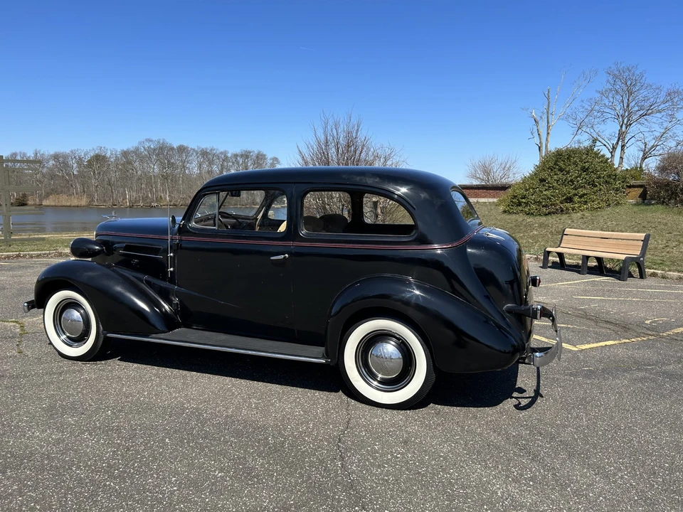 1937 Chevrolet Standard & Master & Master Deluxe & Special Deluxe - Image 30 of 31