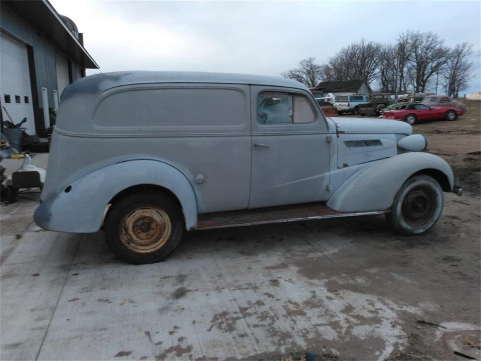 1937 Chevrolet Standard & Master & Master Deluxe & Special Deluxe - Image 4 of 19