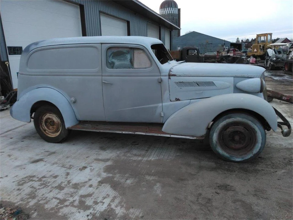 1937 Chevrolet Standard & Master & Master Deluxe & Special Deluxe - Image 5 of 19