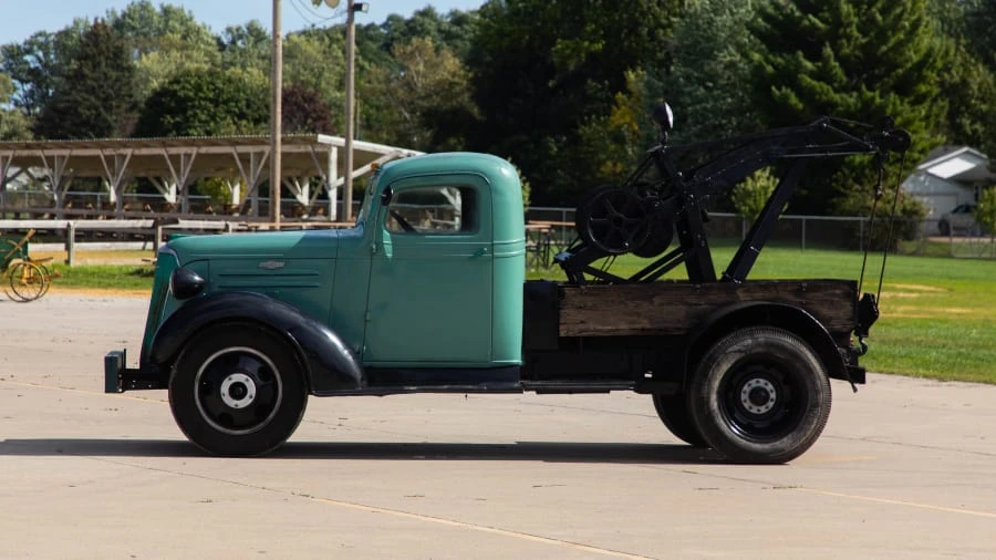1937 Chevrolet Pickup 2nd Gen - Image 2 of 12