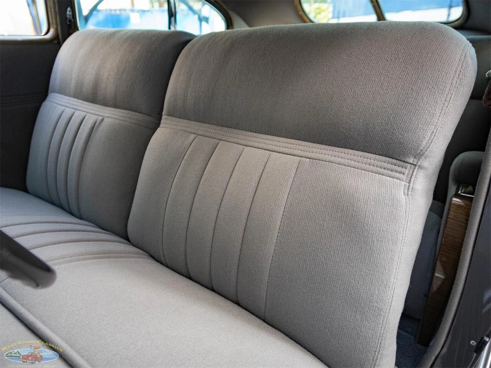 1937 Chrysler Airflow - Image 27 of 31
